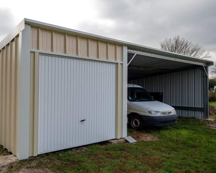 Un professionnel fiable pour la construction de garages métalliques.