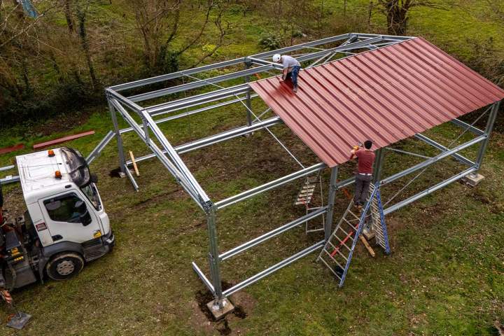 Montage de structures métalliques Landes